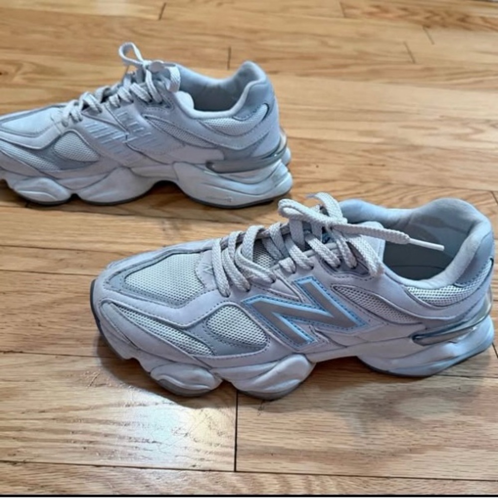 New Balance 9060
